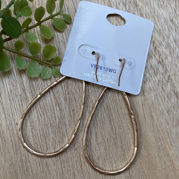 No. 3 Open Teardrop Earrings 💗 Gold - Picture 7 of 10